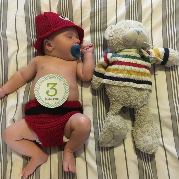 Fireman Baby Costume for Newborn Photoshoot size 0-9 months - Q-10 - Picture 2 of 3